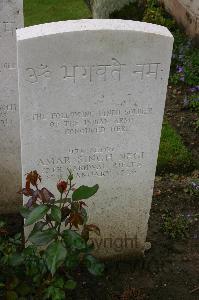 Lillers Communal Cemetery - Amar Singh Negi, 
